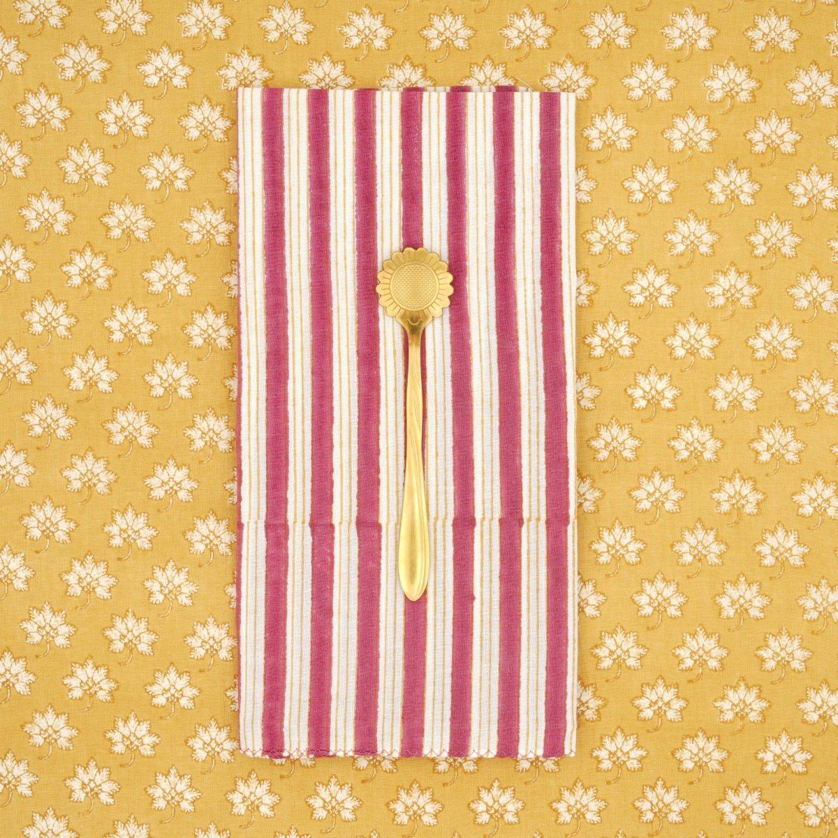 HOME DECOR Suzette Napkins Suzette a table