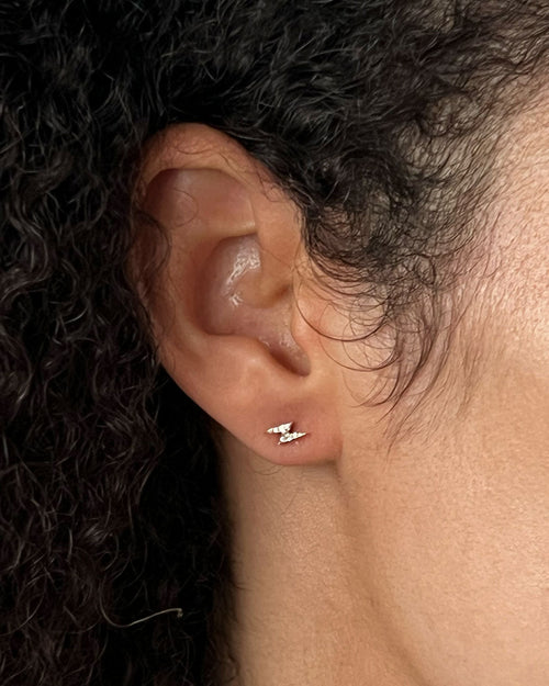 JEWELRY TS - 14K SINGLE MINI DIAMOND LIGHTNING BOLT STUD EARRING EF Collection