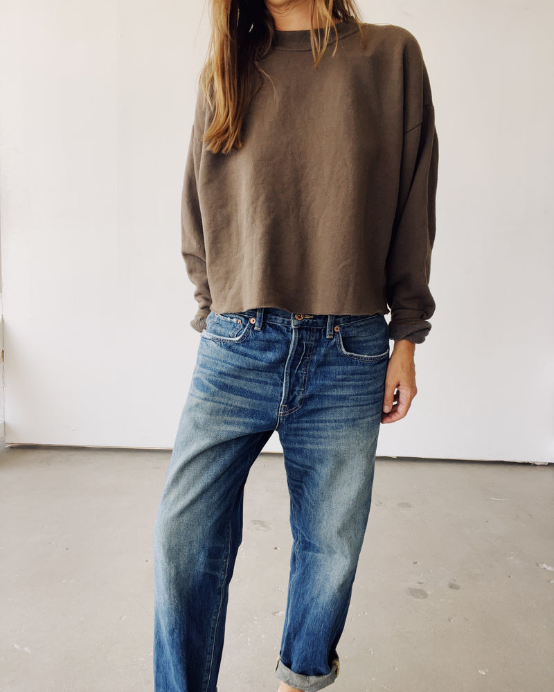 LOUNGE Boxy Crop Sweatshirt Mud Hey Gang