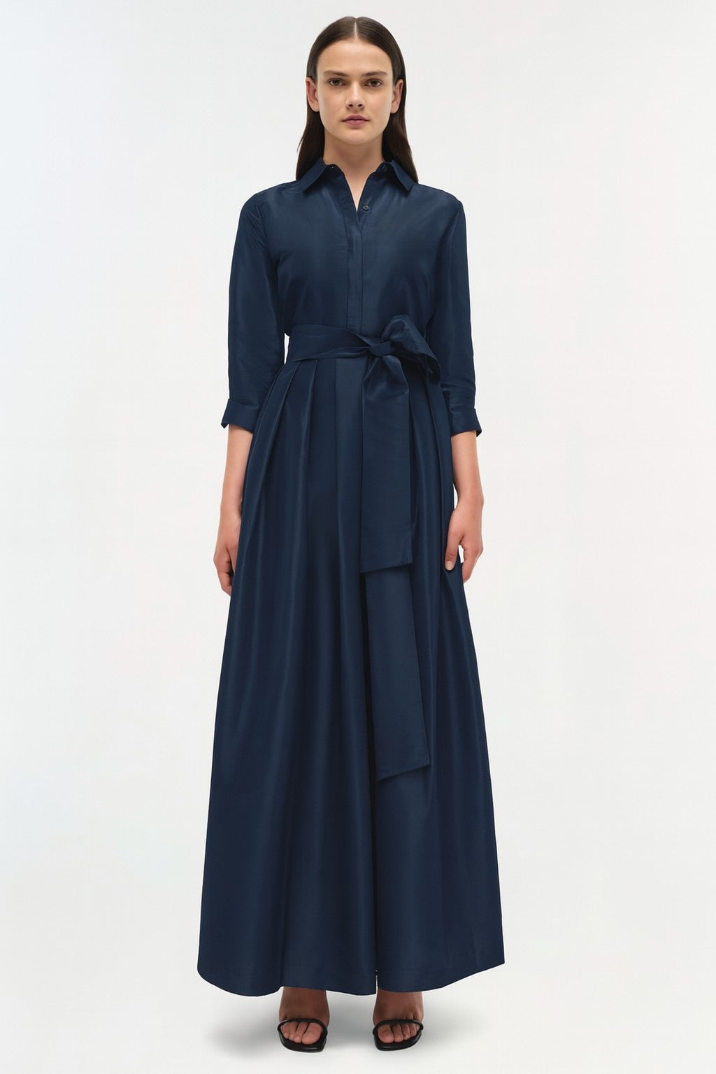 DRESSES/JUMPSUITS Julip Belted Gown in Midnight Simkhai
