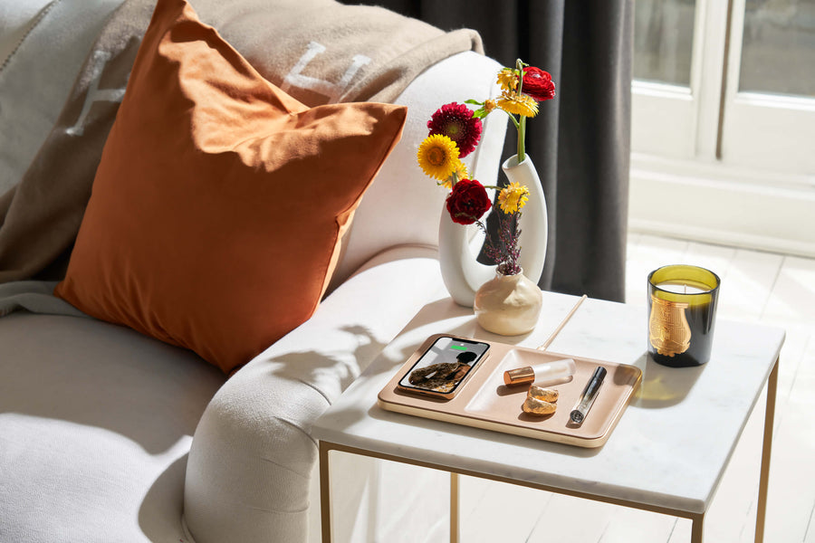 Tech Courant Wireless Charging Tray in Cortado Tan Courant