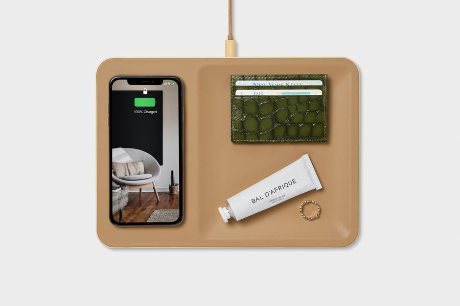 Tech Courant Wireless Charging Tray in Cortado Tan Courant