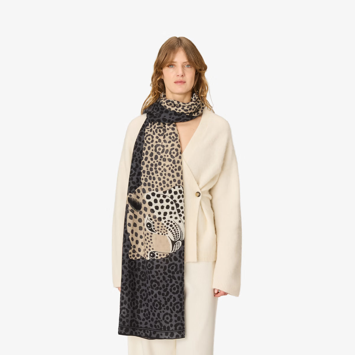 ACCESSORIES Felis Scarf in Grey Inoui Editions