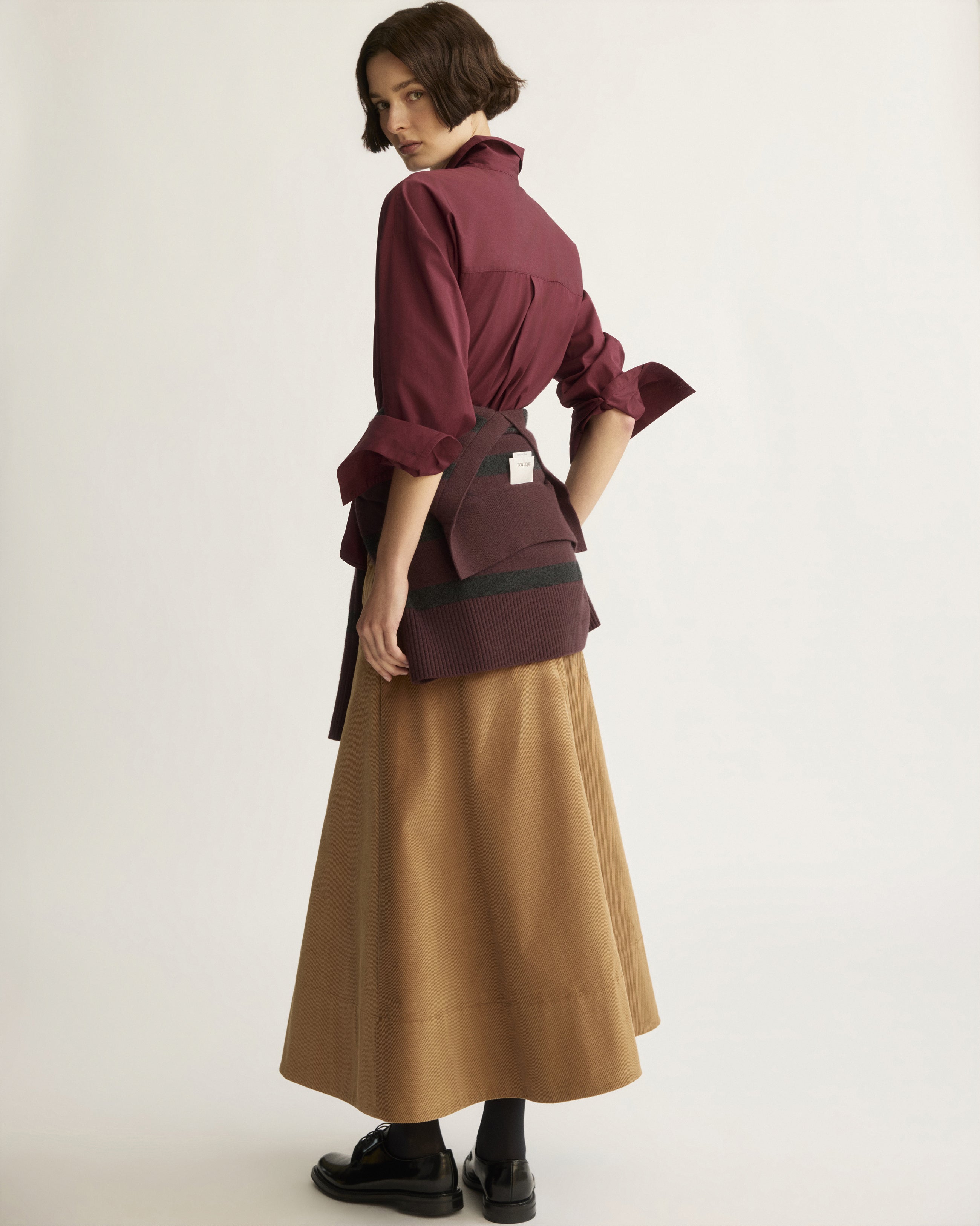 BLOUSES/SHIRTS/TOPS Watts Solid Side Button Shirt in Berry Arlo Mott