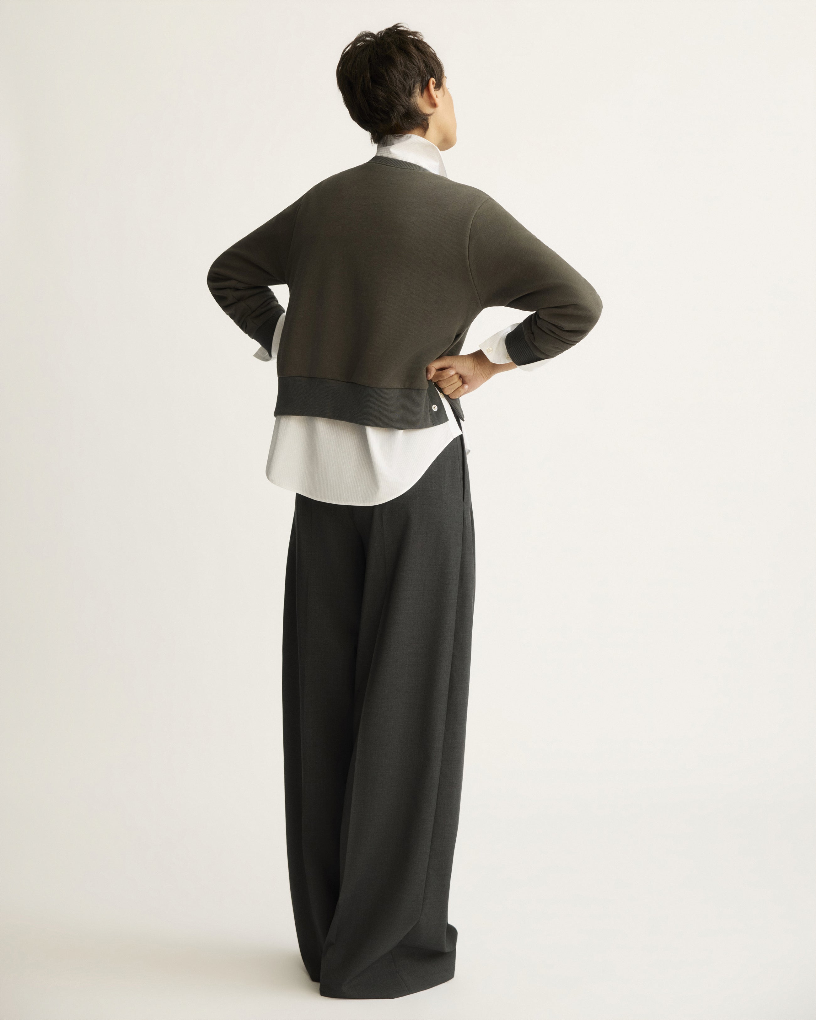 SWEATERS Kent Crewneck With Snaps in Granite Arlo Mott