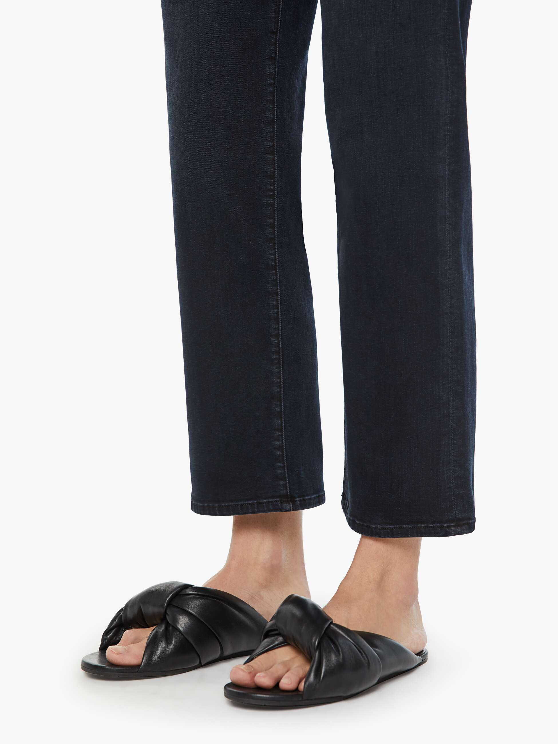 DENIM Mid Rise Rambler Zip Ankle Jean in Night in Venice Mother