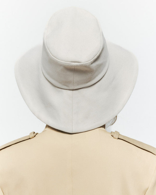 HATS Walker Cotton Bucket Hat in Off White Janessa Leone