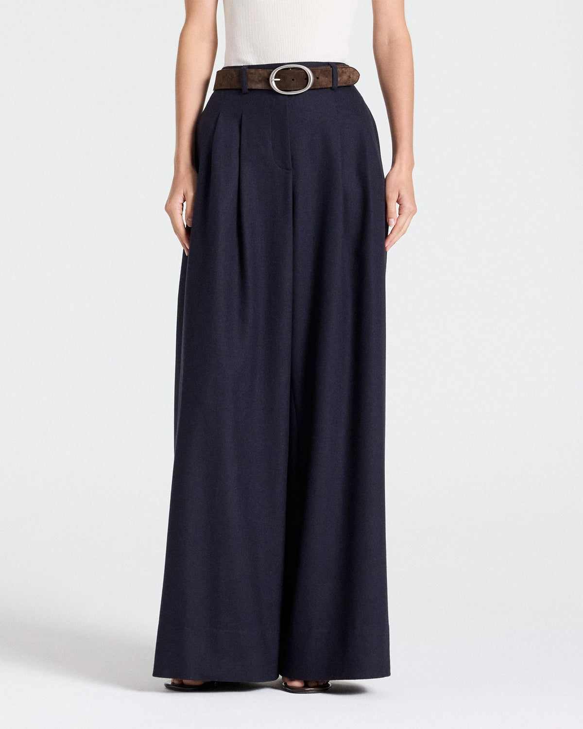 PANTS/SHORTS Avery Pant in Midnight TWP