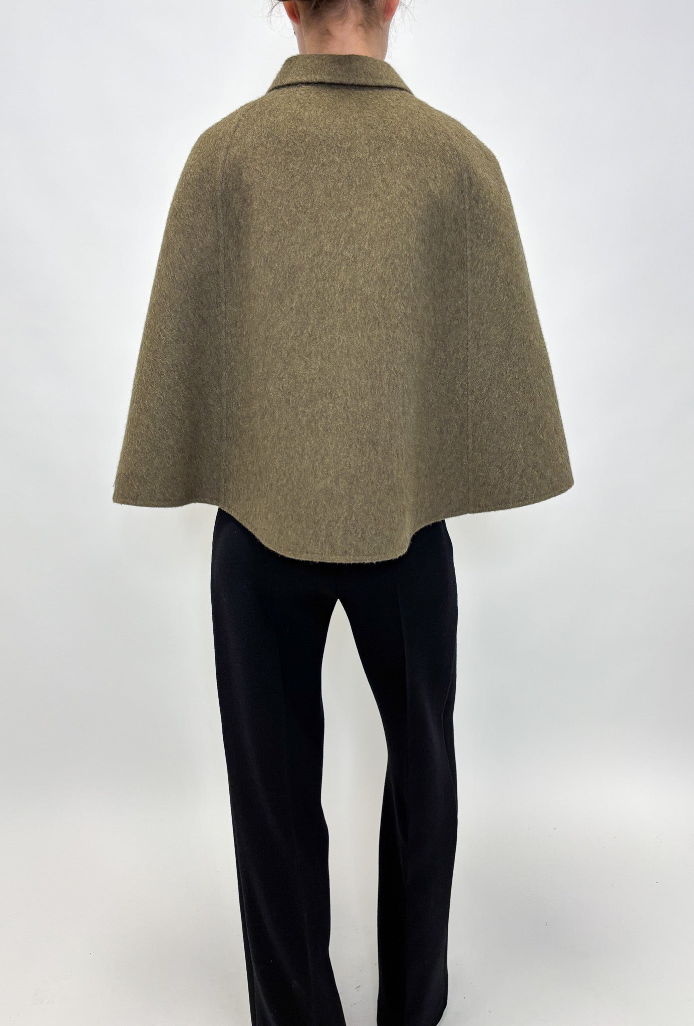 COATS/JACKET Cape Jacket in Dark Moss Odeeh