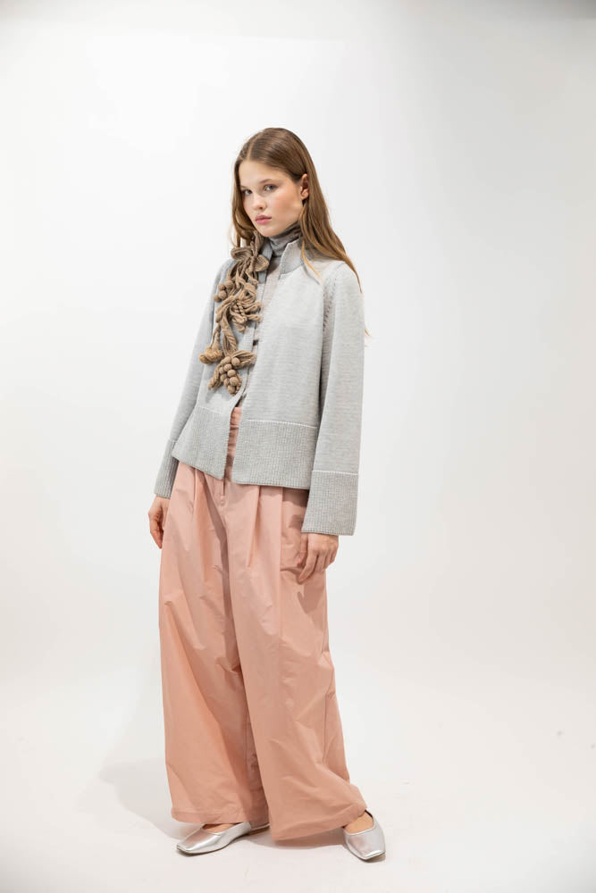 SWEATERS Cotton Floral Cardigan in Pearl Psophia