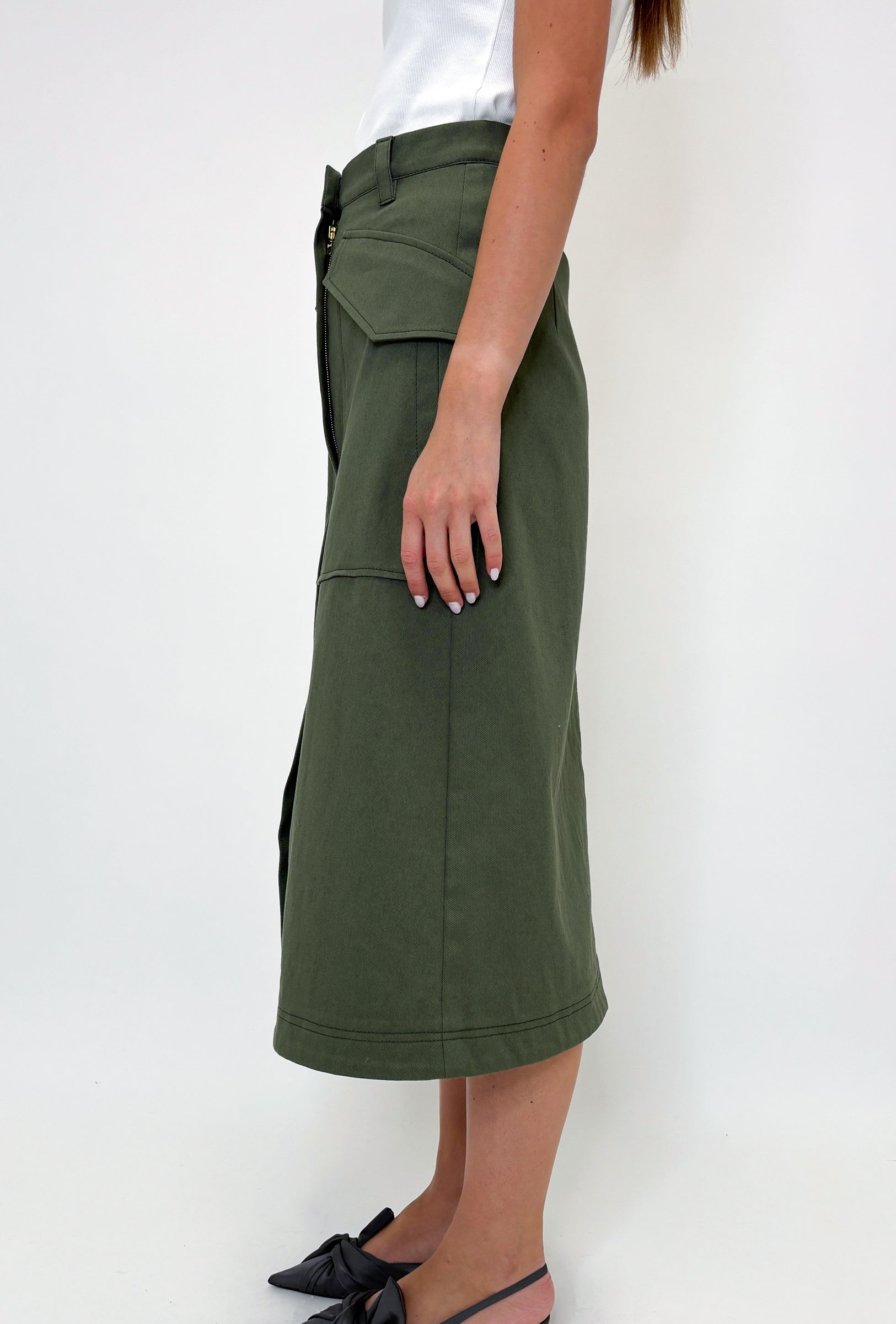 SKIRTS Front Pocket Skirt in Bush Green Odeeh