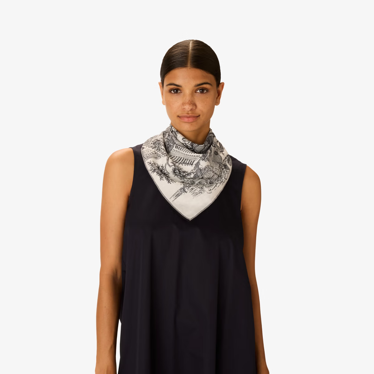 ACCESSORIES Piranesi Square Scarf in Black Inoui Editions