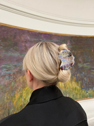 ACCESSORIES Sundial Shell Claw Clip in Mother of Pearl Solar Eclipse