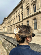 ACCESSORIES Sundial Shell Claw Clip in Golden Sand Solar Eclipse