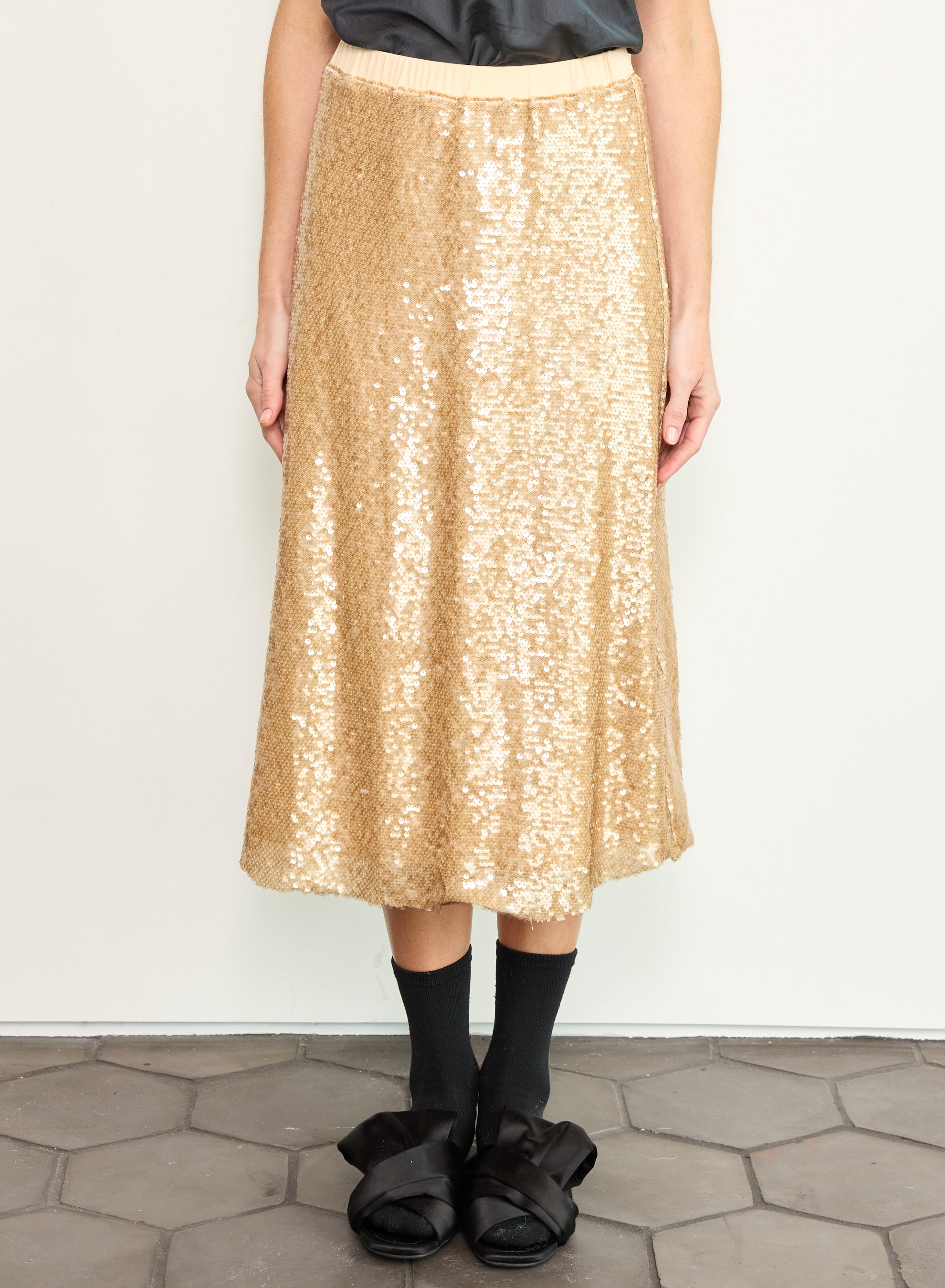 Shimmer Sequin Skirt in Goldy – Serafina