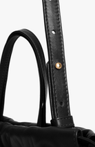 HANDBAGS Medium Asisi Tote in Black Lemiz