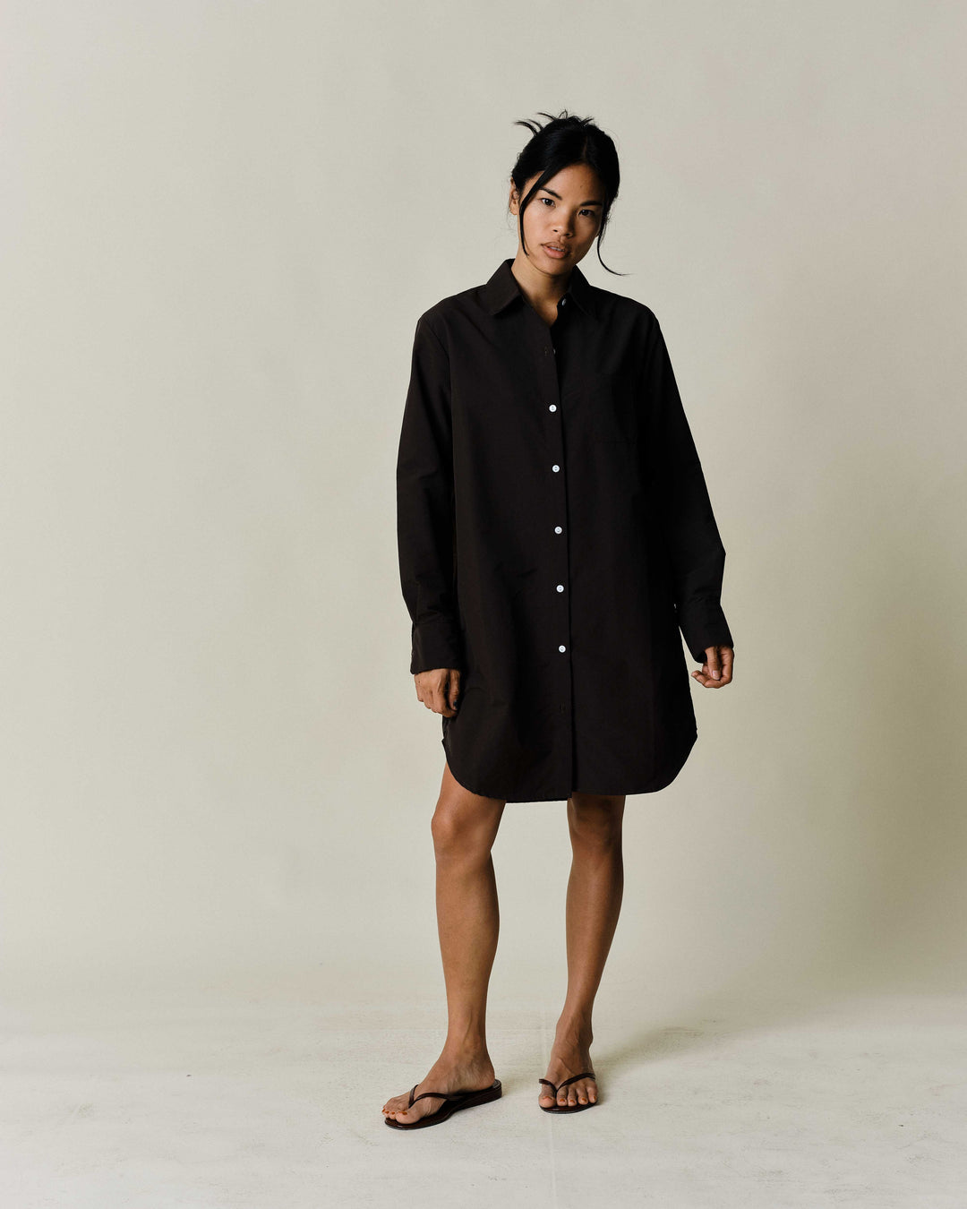 DRESSES/JUMPSUITS Long Sleeve Button Up Dress in Soft Black Claudent