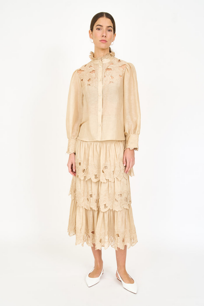Tops Christ Lynn Madison Top in Champagne Christy Lynn