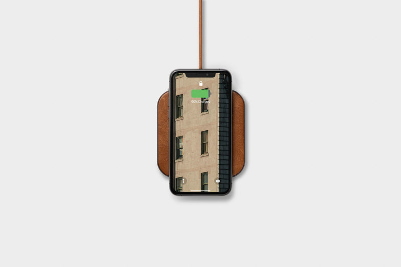 HOME ACCESSORIES Wireless Charging Pad in Saddle Courant