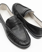 SHOES Dover Loafer in Black Oncept