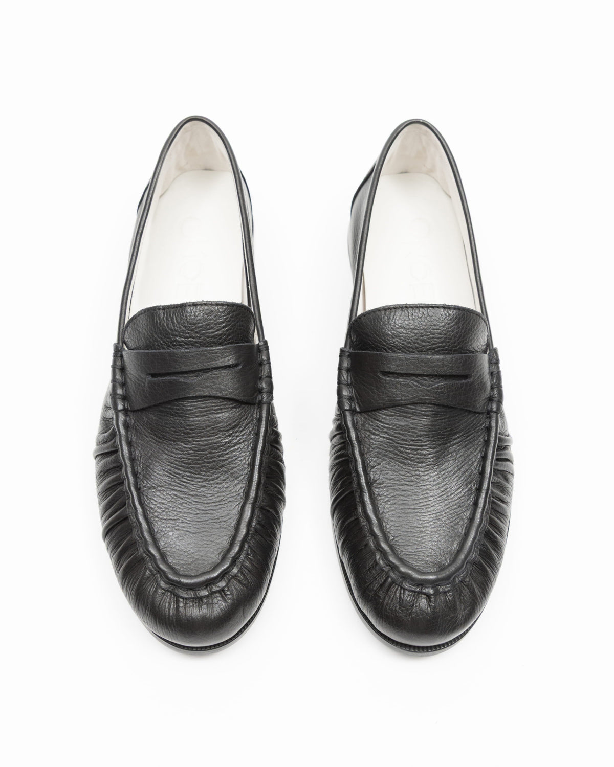 SHOES Dover Loafer in Black Oncept