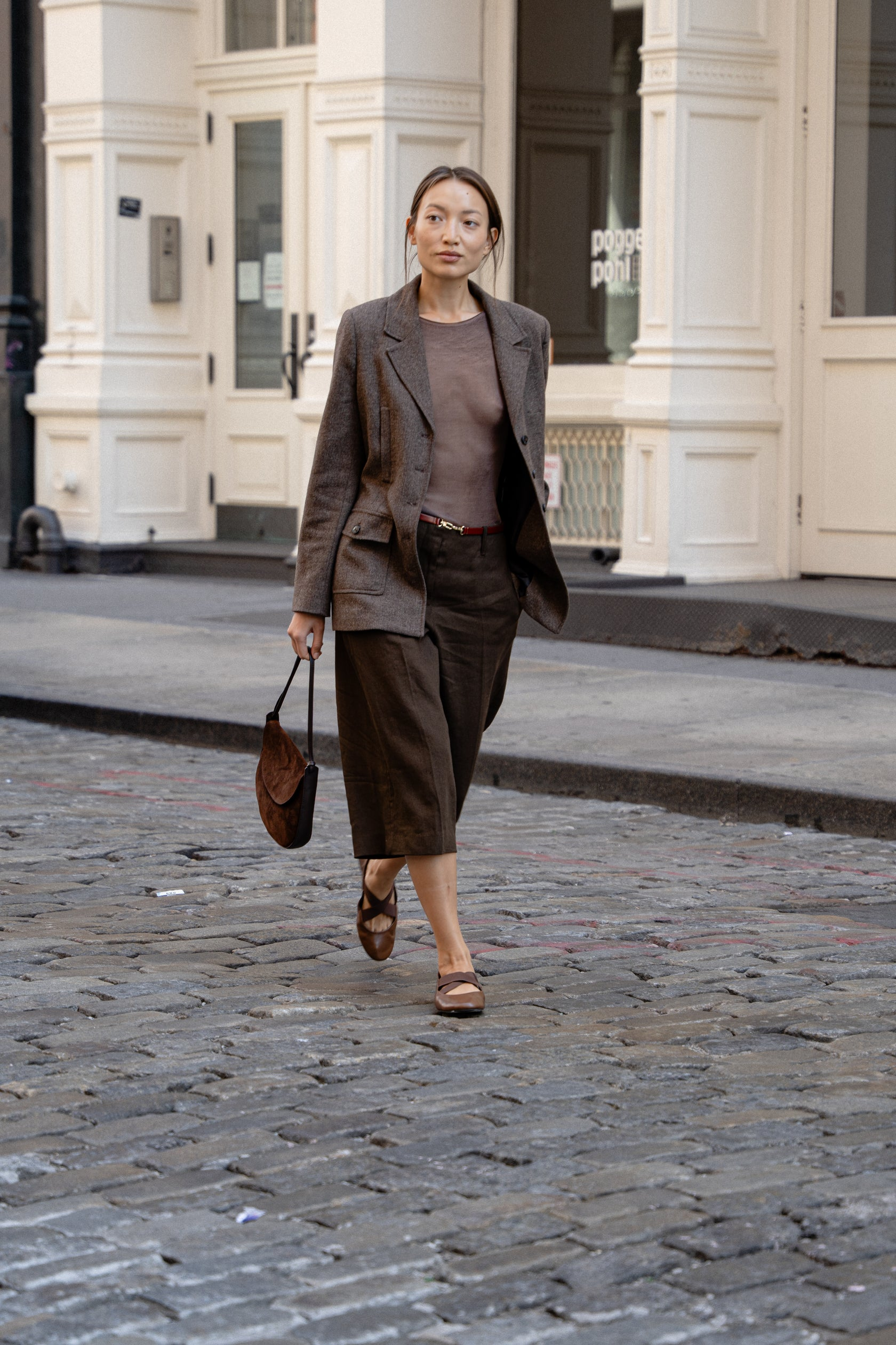 HANDBAGS Juliette Shoulder Bag in Chocolate Suede Lemiz