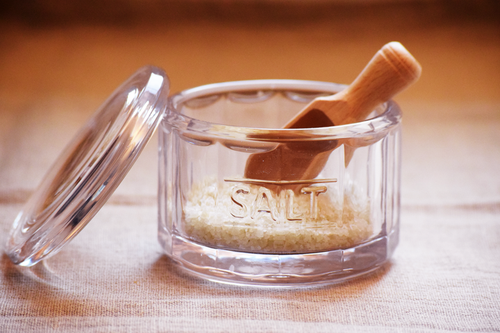 Home Earth and Nest Salt Pot with Scoop Earth and Nest