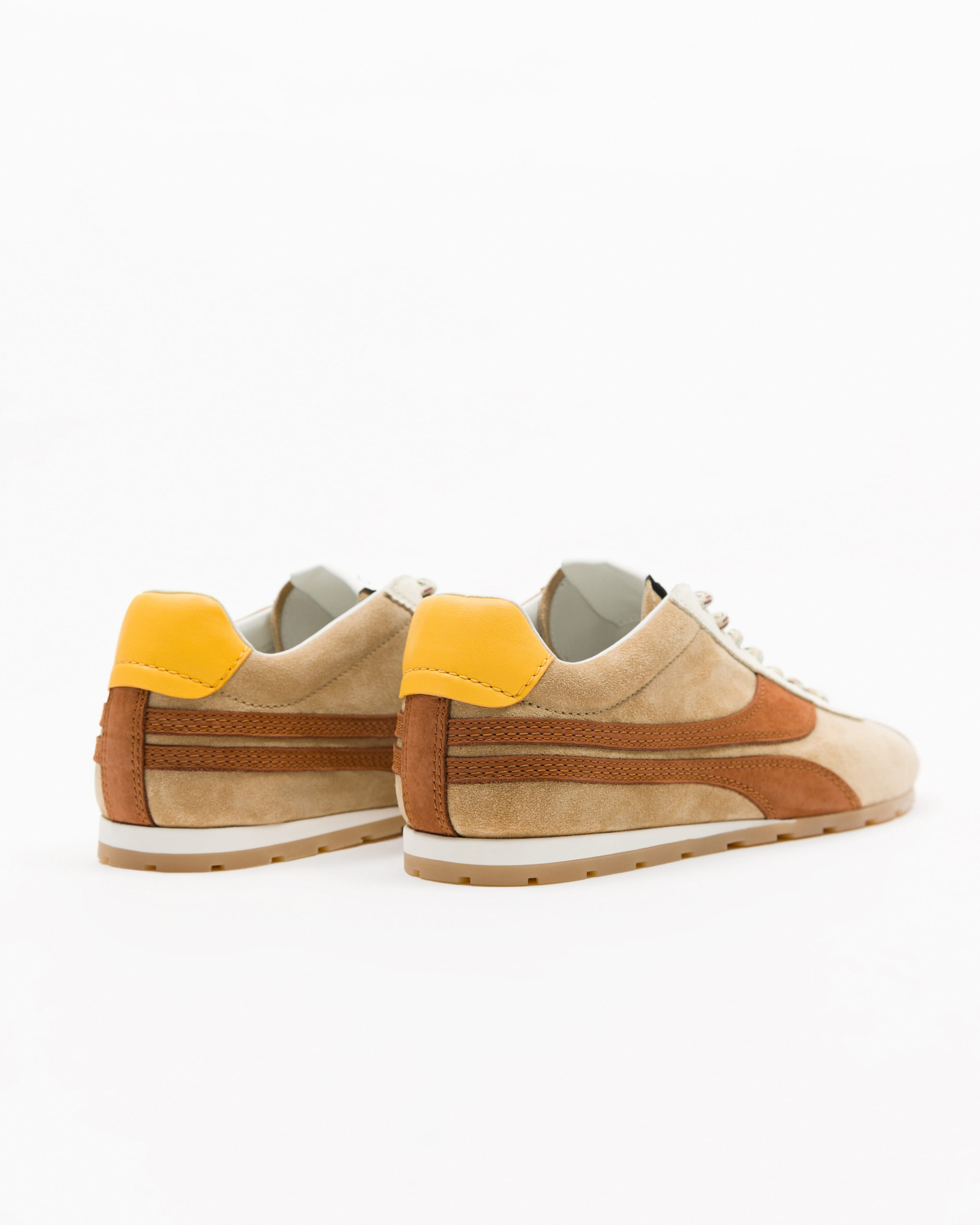 SHOES Essex Sneaker in Russet Oncept
