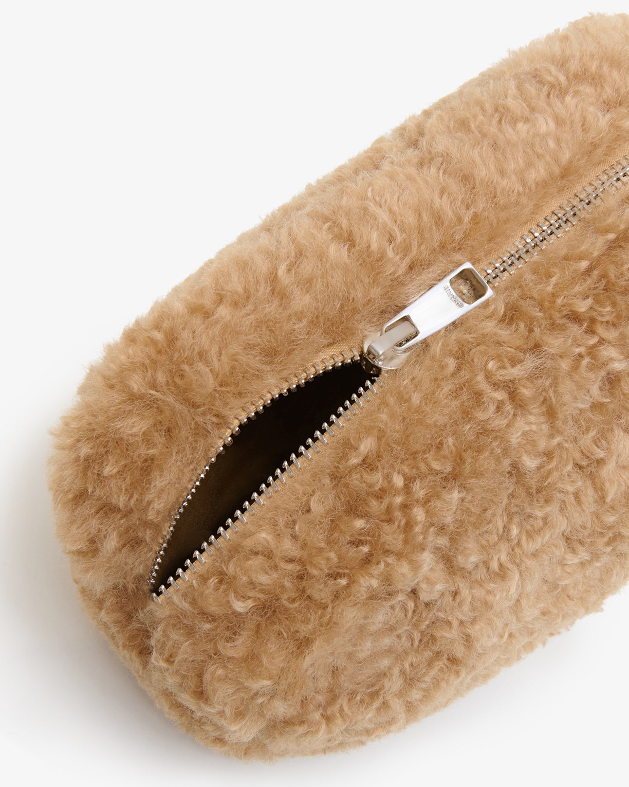 ACCESSORIES Noor Bouclette Pouch in Camel Apparis