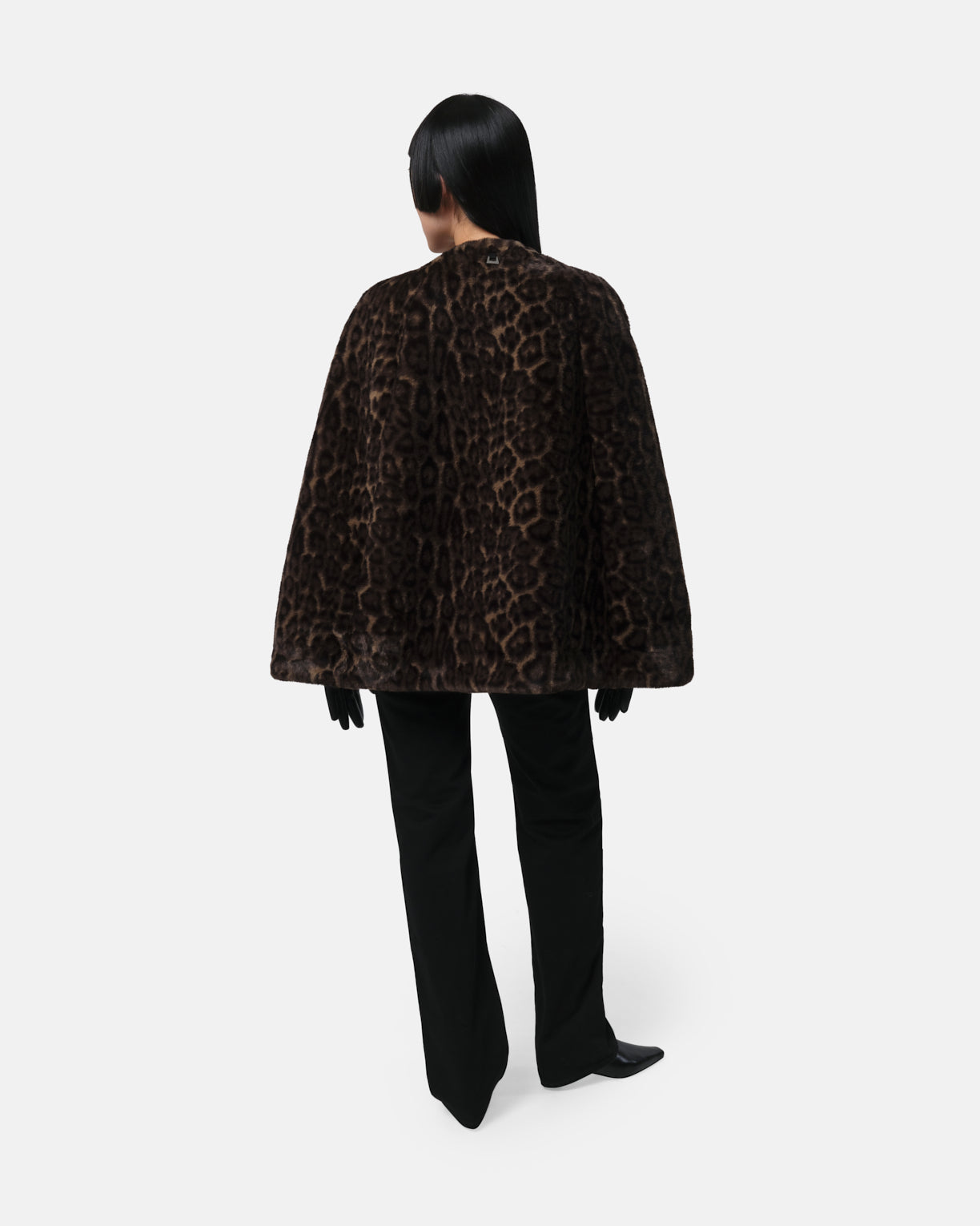 COATS/JACKET Sloane Cape in Leopard Apparis