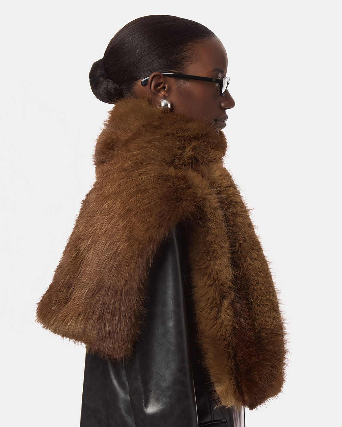 ACCESSORIES Kai Scarf in Mink Apparis