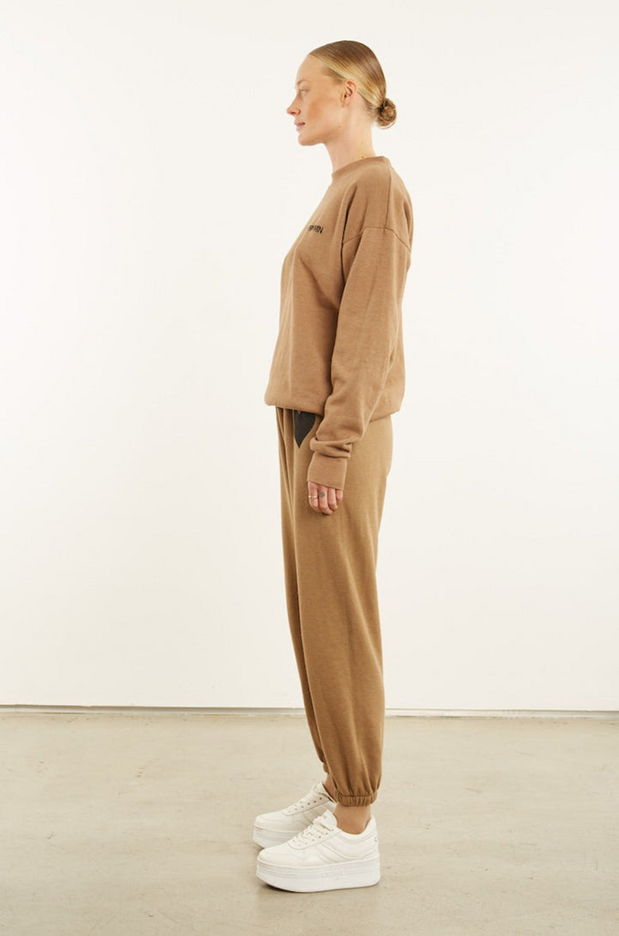 Pants SPRWMN Heart Sweatpant in Camel Sprwmn