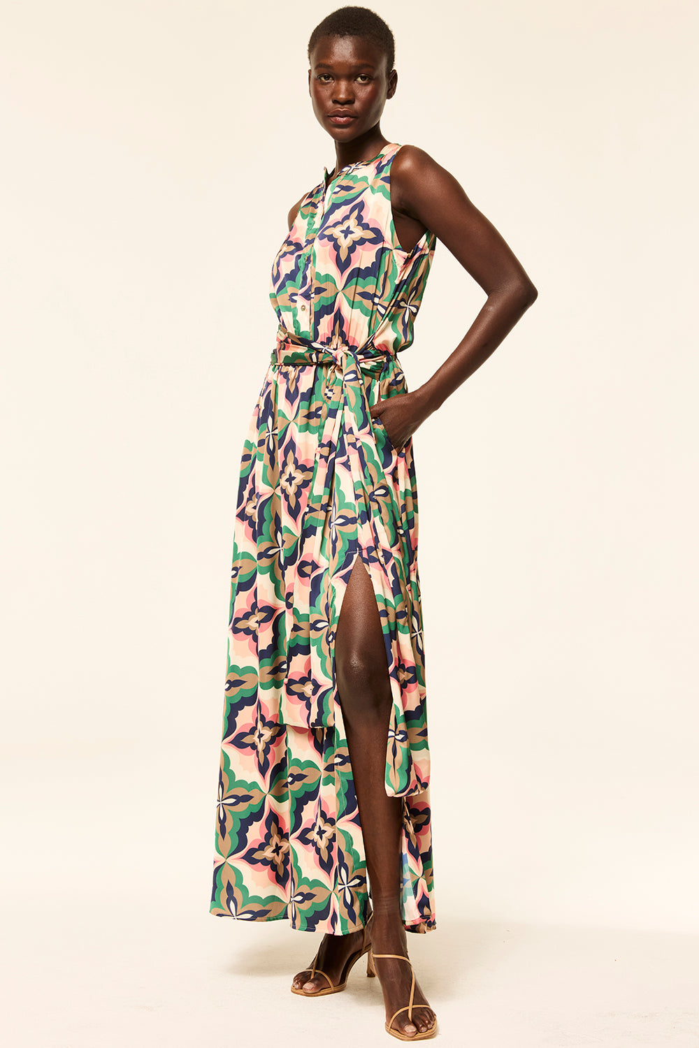 DRESSES/JUMPSUITS Anabella Dress in Prismatic Misa