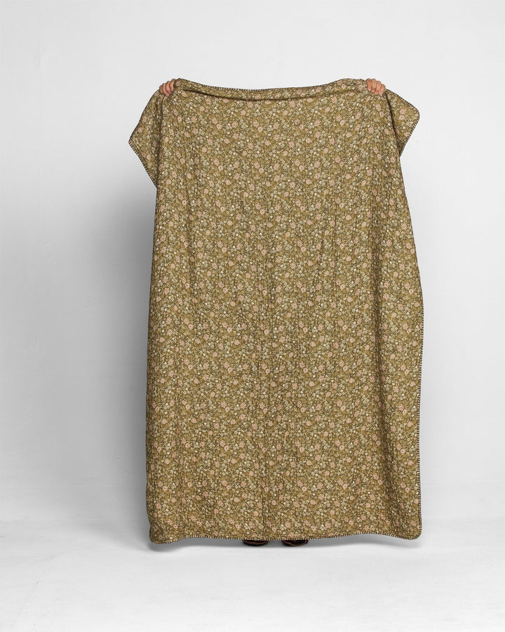 HOME DECOR Sherpa Cottage Blanket in Moss Floral House No. 23