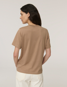 BLOUSES/SHIRTS/TOPS Classic Jersey T-Shirt in Cashew Handvaerk