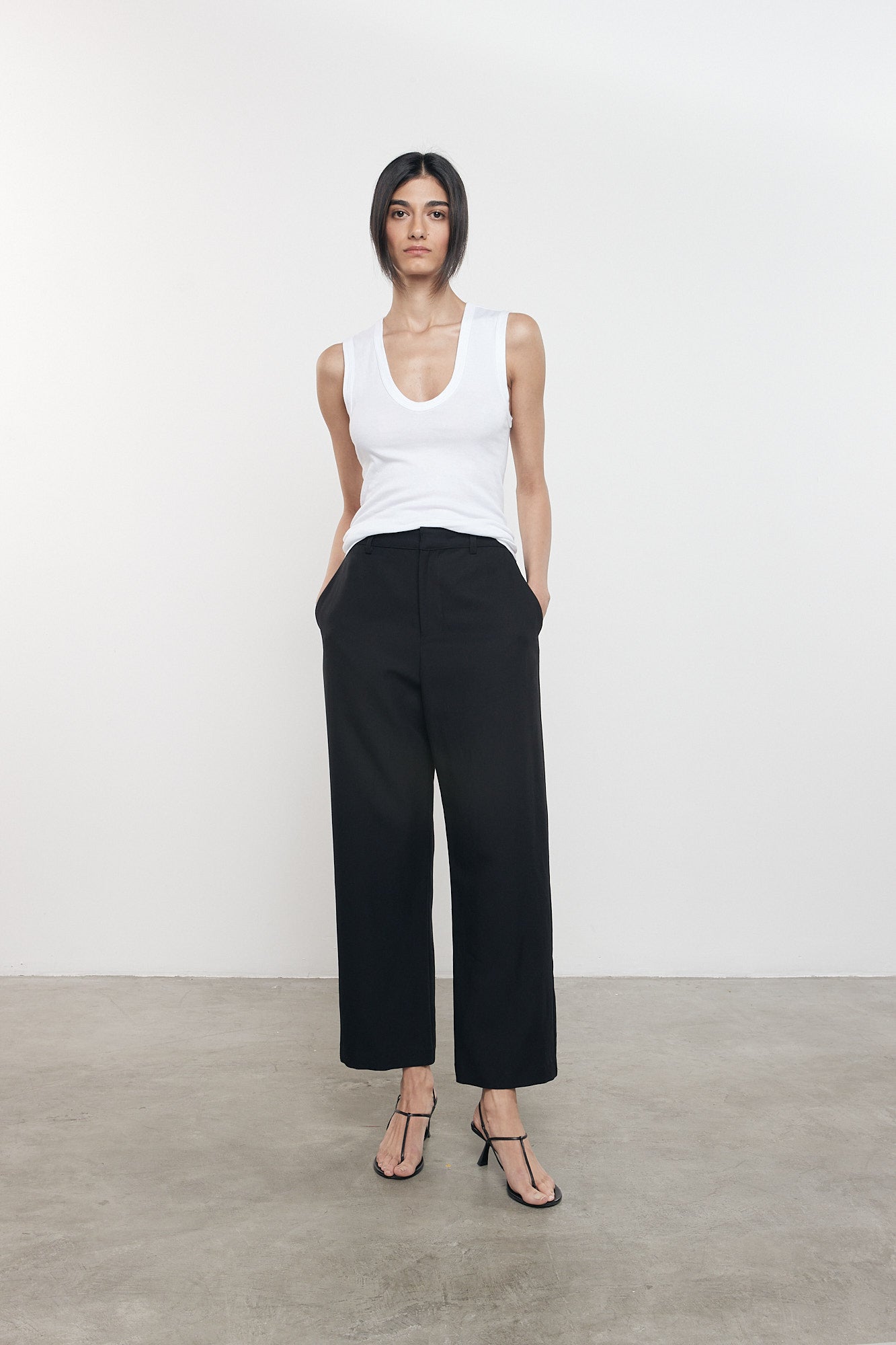 TEES/TANKS COTTON ESSENTIAL TANK IN WHITE Enza Costa