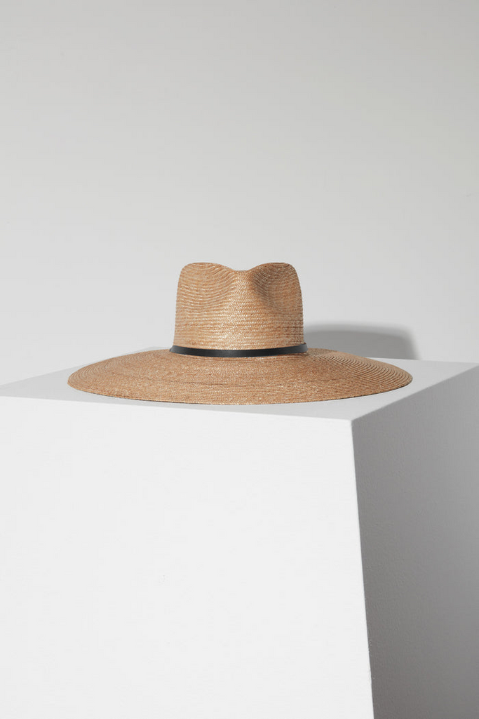  MILTON FEDORA JANESSA LEONE