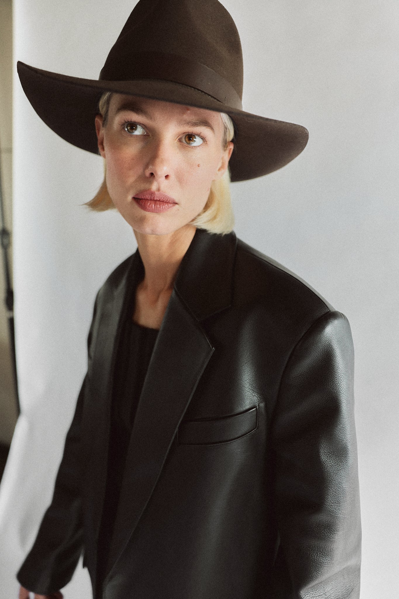 Ross Hat in Chocolate – Serafina