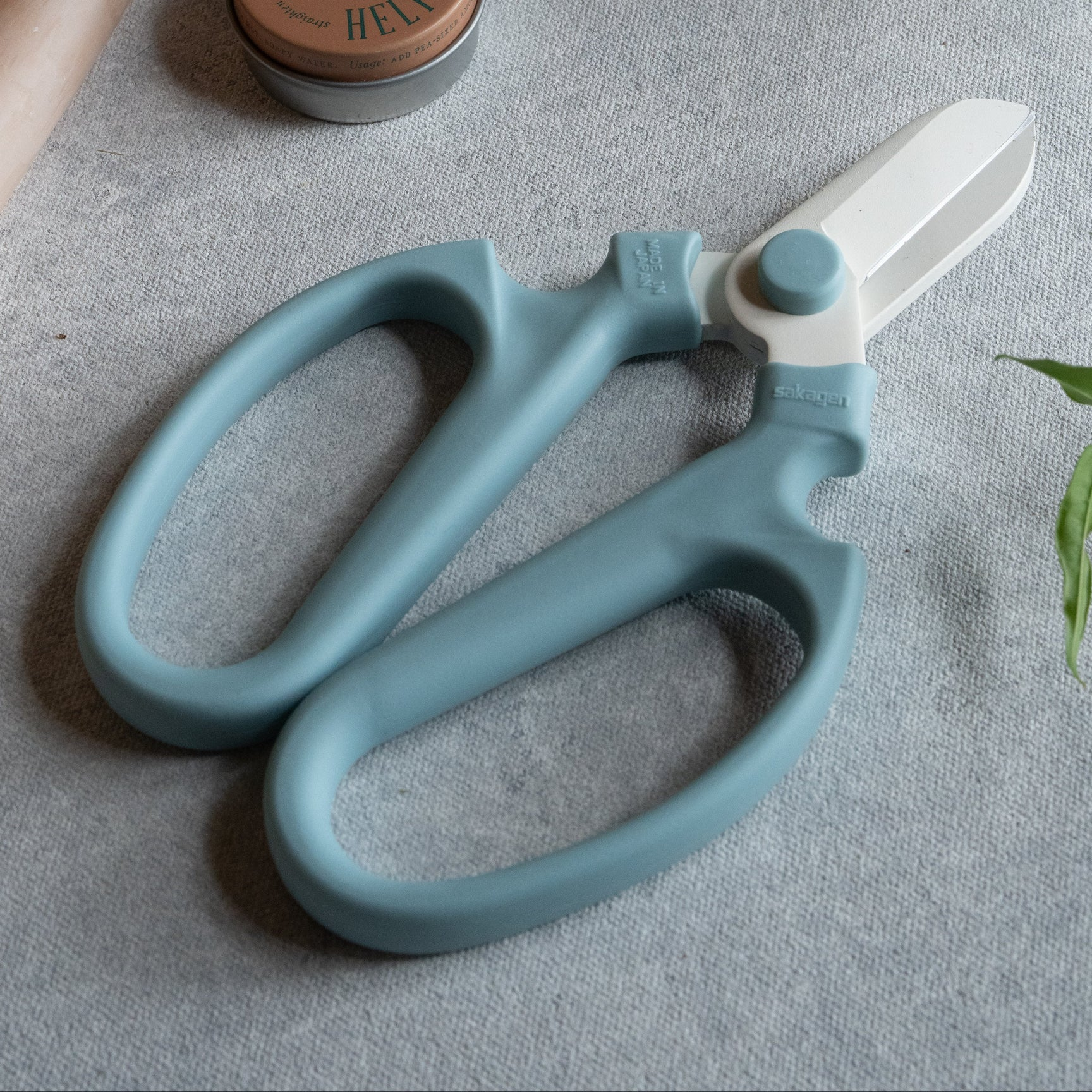 HOME ACCESSORIES JAPANESE FLORAL CLIPPERS The Floral Society