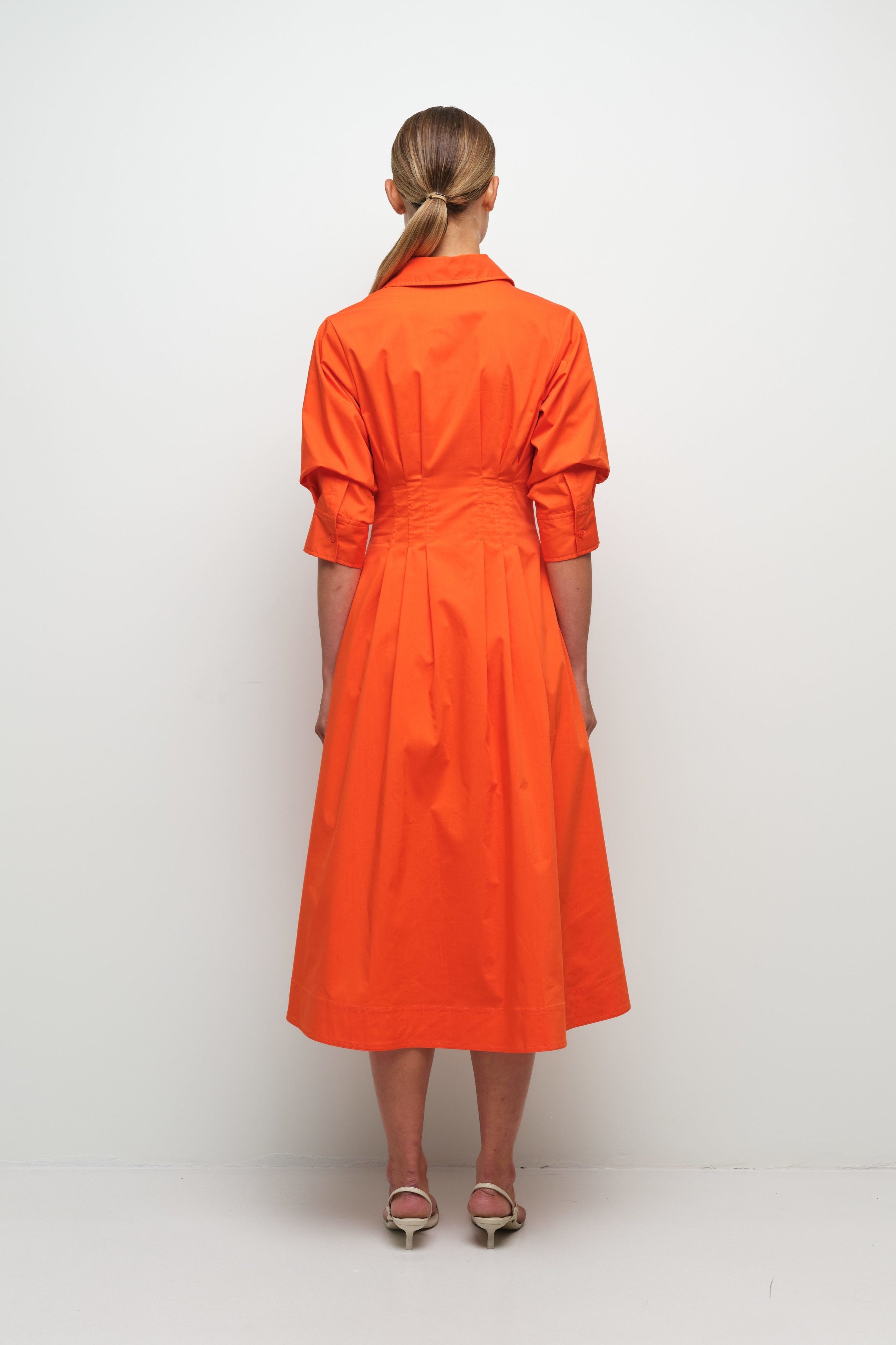 Jazz Pinktuck Midi Dress in Lobster – Serafina