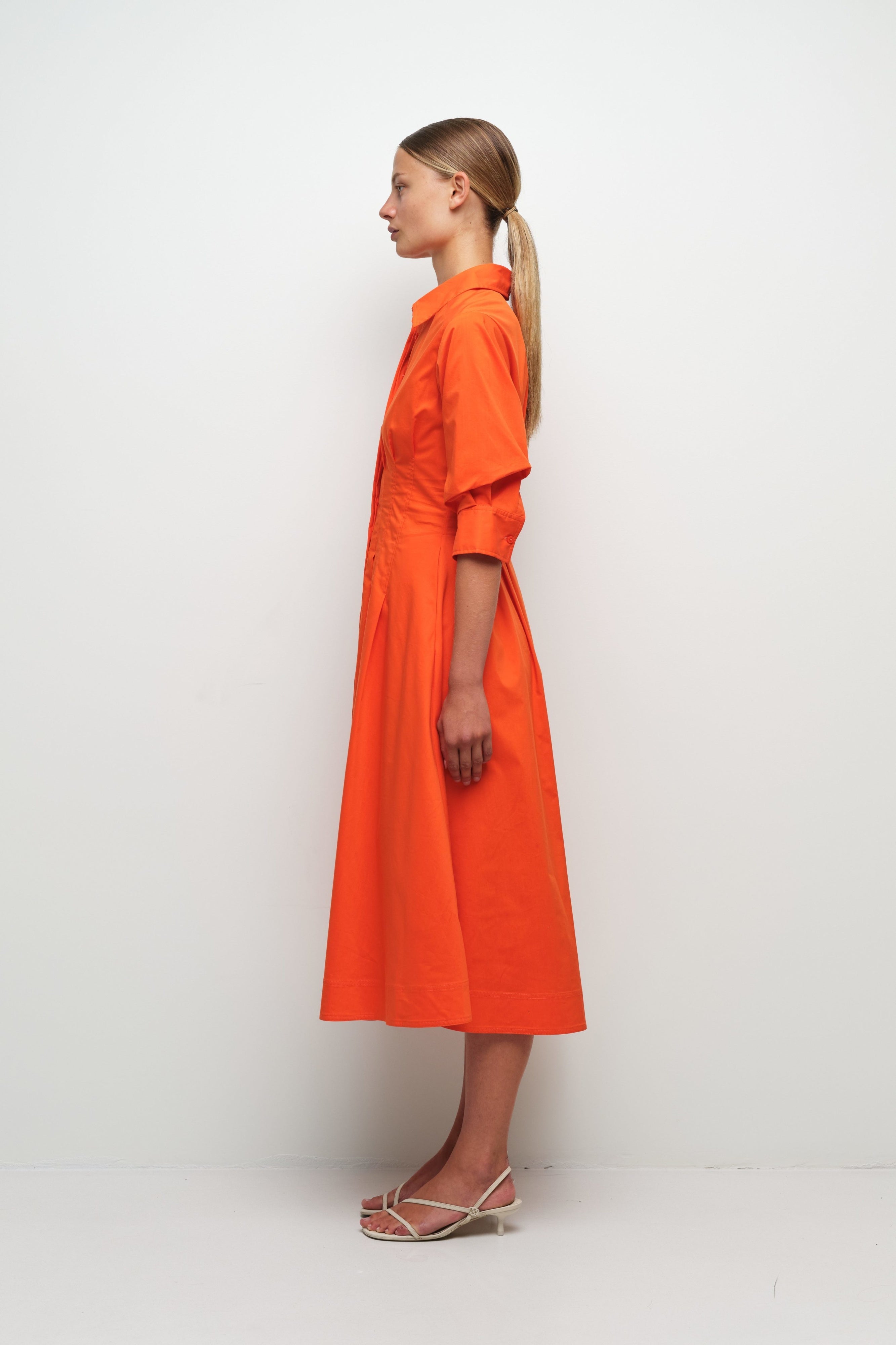 Jazz Pinktuck Midi Dress in Lobster – Serafina