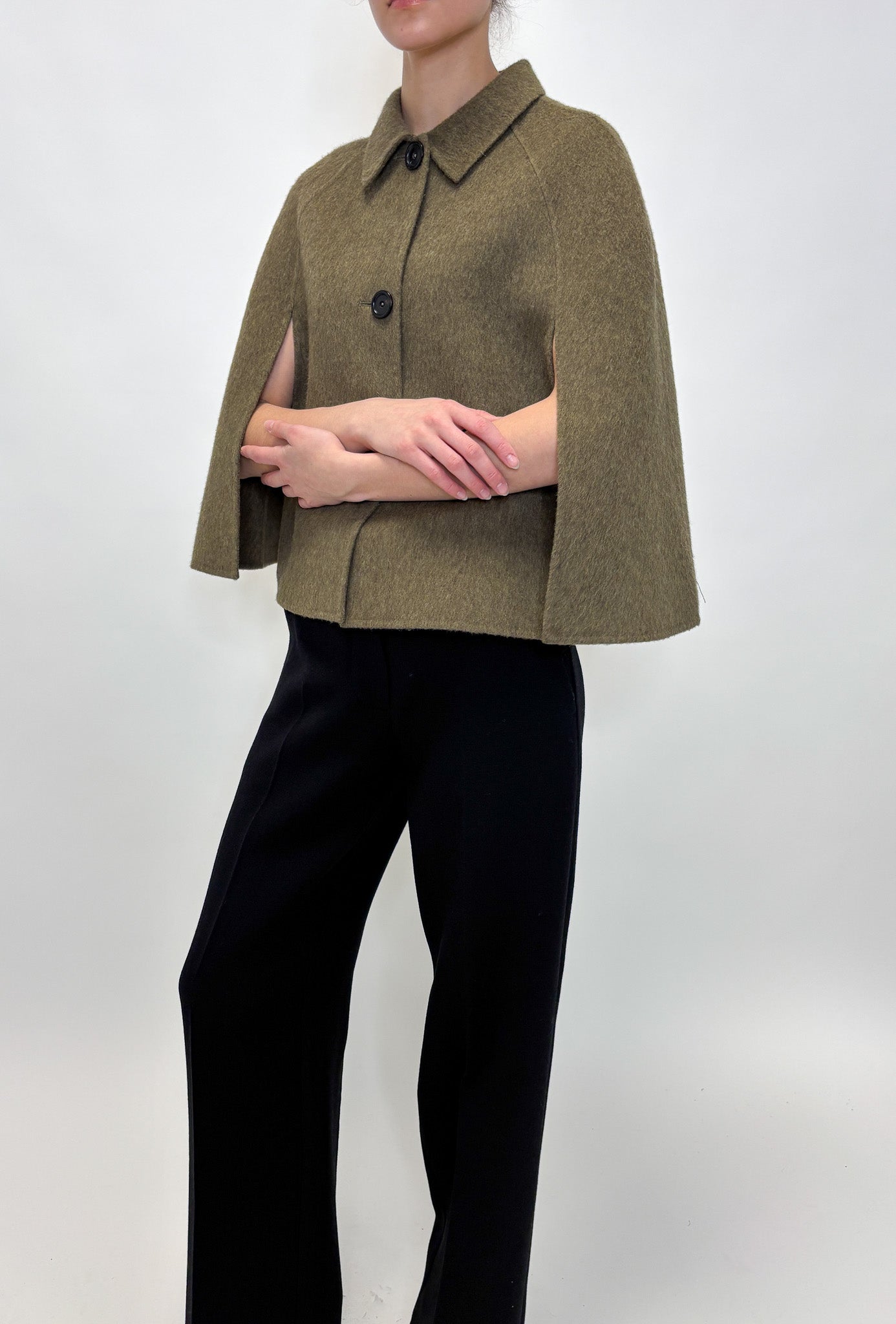 COATS/JACKET Cape Jacket in Dark Moss Odeeh