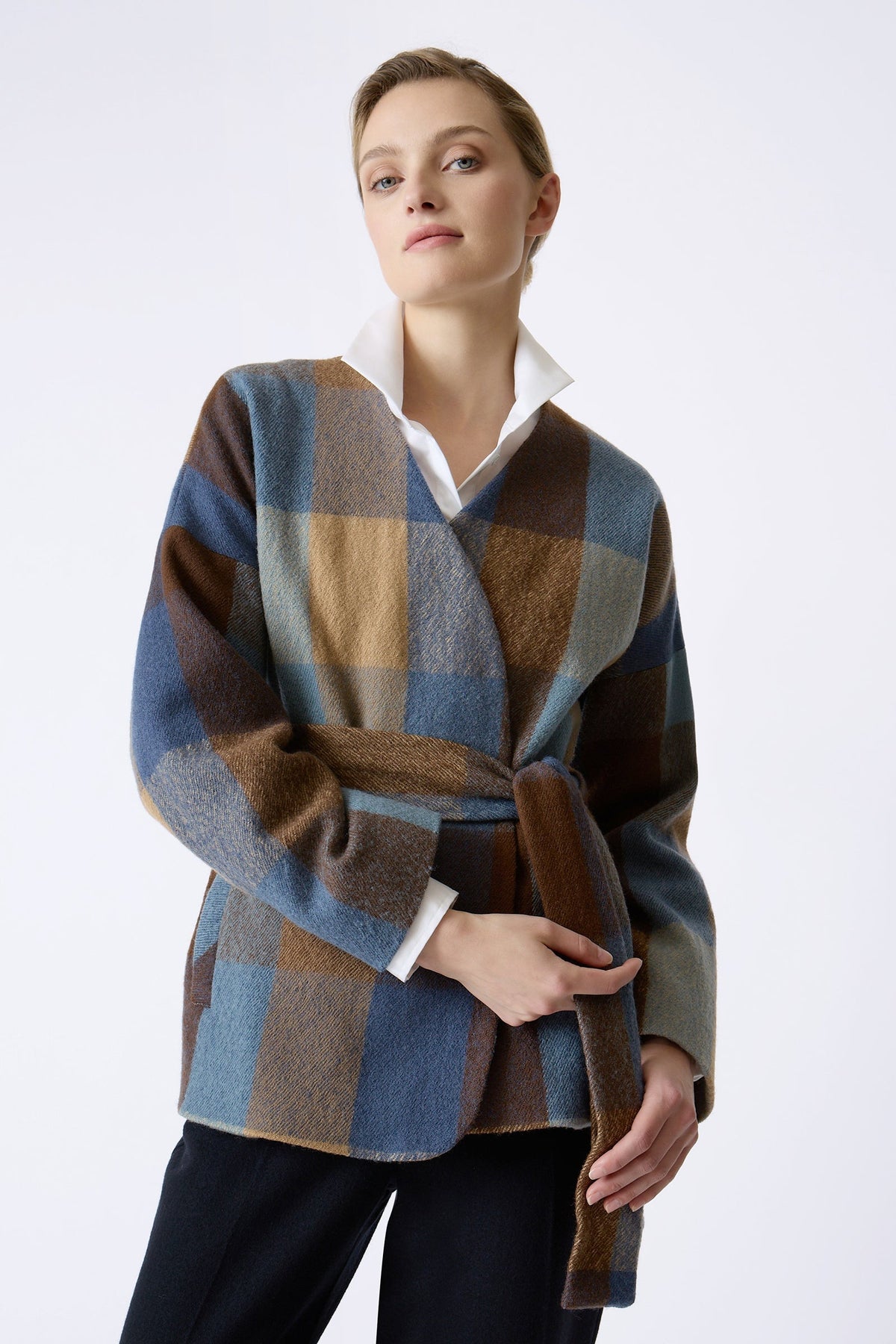 COATS/JACKET Montana Poncho in Autumn Check Kal Rieman