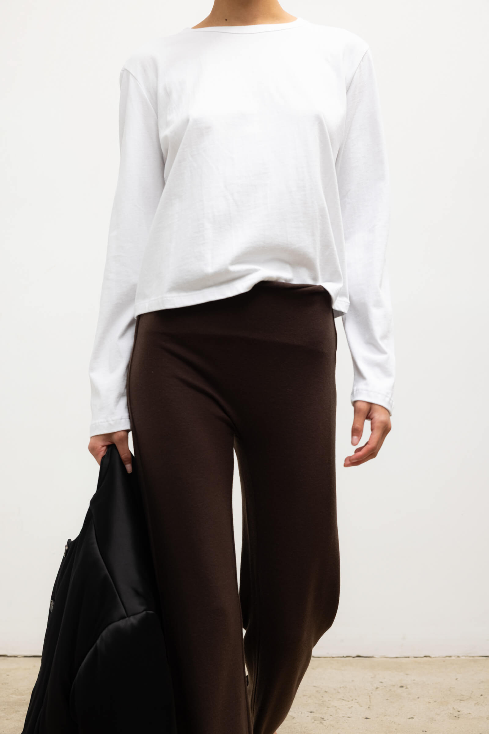 TEES/TANKS Margo Long Sleeve Tee in White Leset