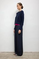 SWEATERS Mae Crewneck in Midnight Leset