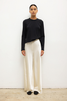 TEES/TANKS Margo Long Sleeve Tee in Black Leset