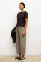 TEES/TANKS The Margo Tee in Chocolate Leset