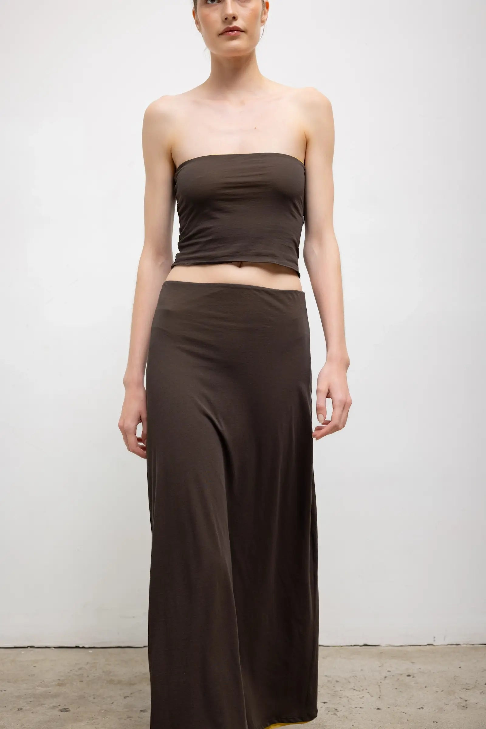 SKIRTS Milo Reversible Midi Skirt in Hickory & Daffodil Leset