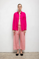 BLOUSES/SHIRTS/TOPS Yoko Classic Button Down in Amaranth Leset