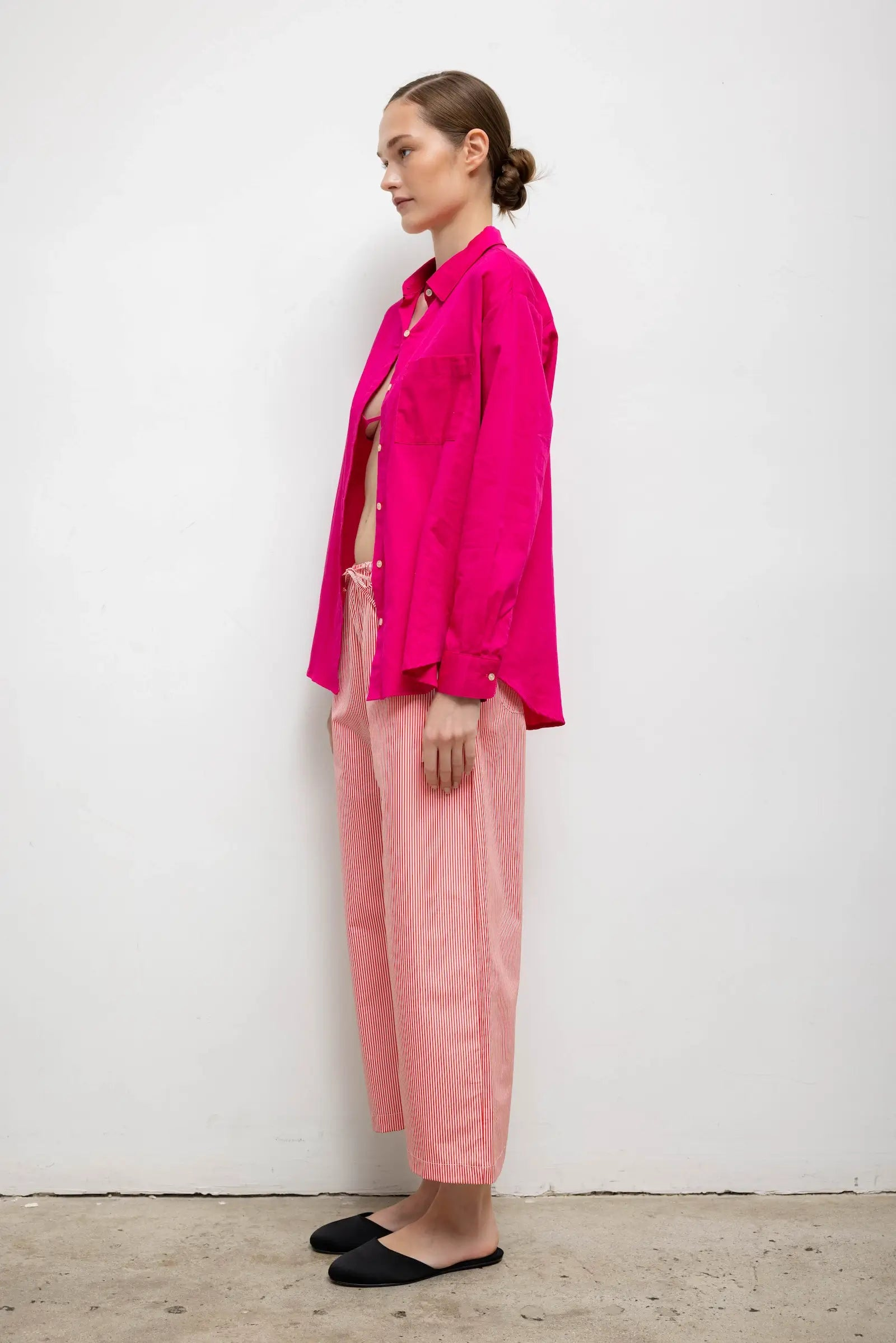 BLOUSES/SHIRTS/TOPS Yoko Classic Button Down in Amaranth Leset